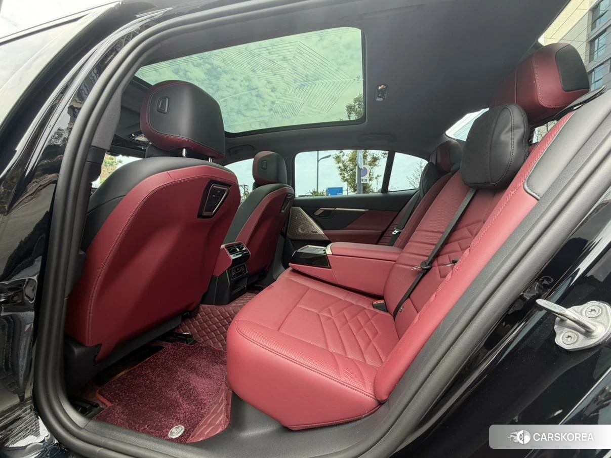 BMW 5 series id 4467865 из Китая 13