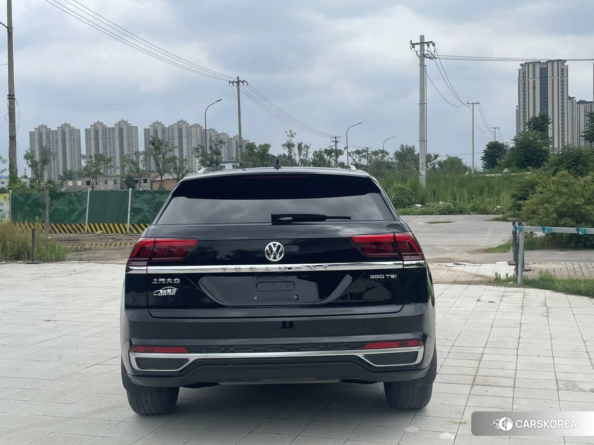 Volkswagen Tourang id 4487253 из Китая 7
