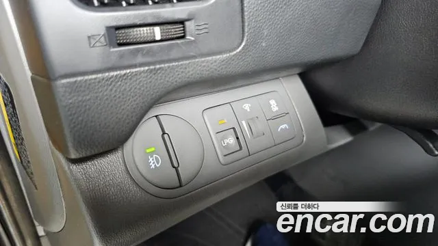 Hyundai The New Grand Starex id 2763816 из Кореи 17