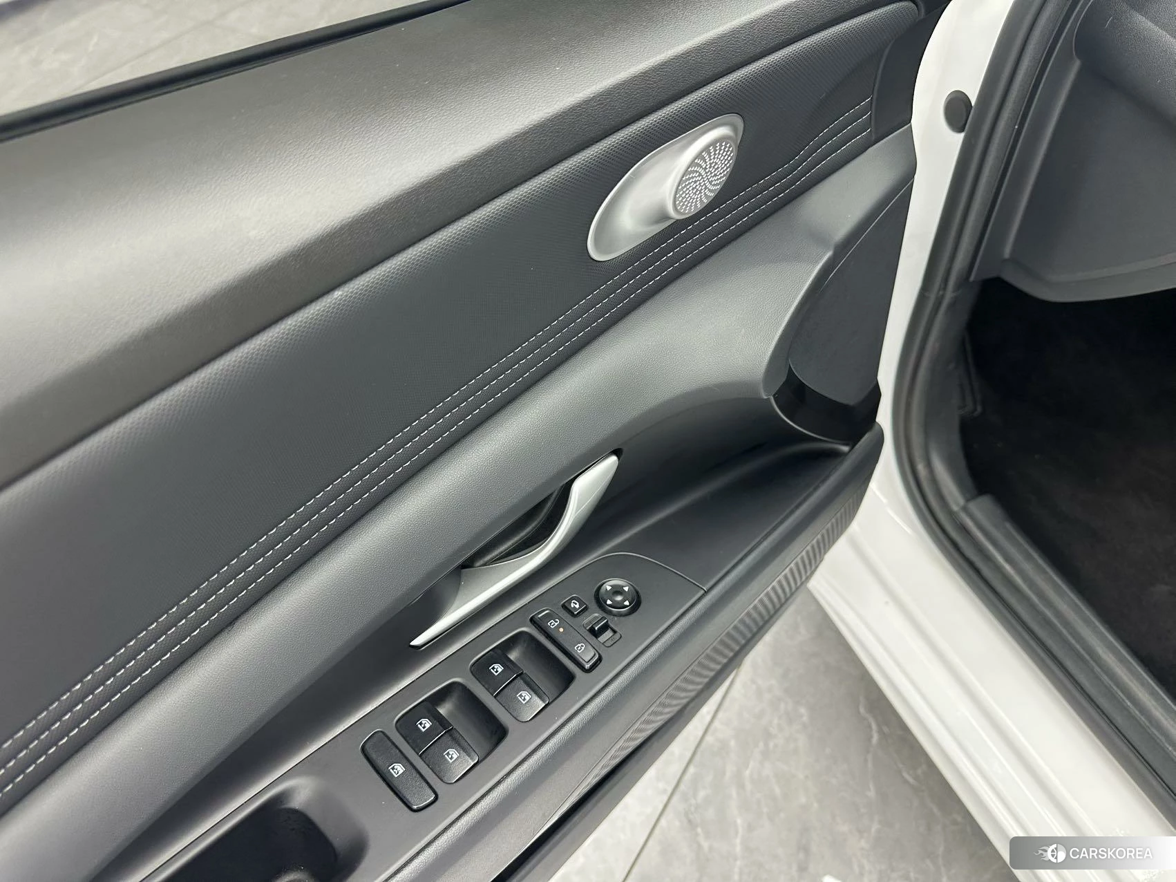 Hyundai Elantra id 4486312 из Китая 16