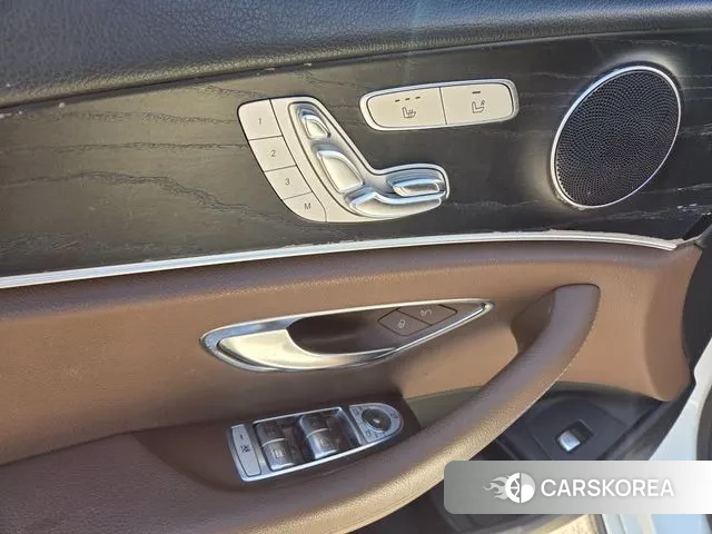 Mercedes-Benz E-Class W213 id 3547572 из Кореи 7
