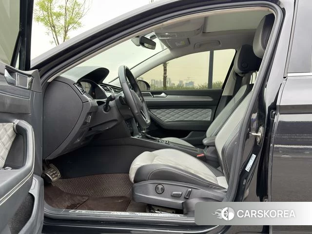 Volkswagen Magotan id 4275257 из Китая 7