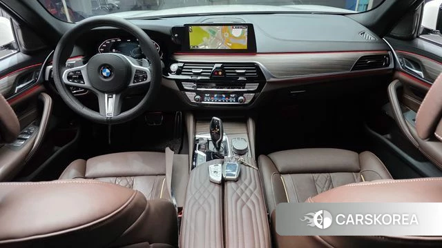 BMW 5 Series (G30) id 4519628 из Кореи 28