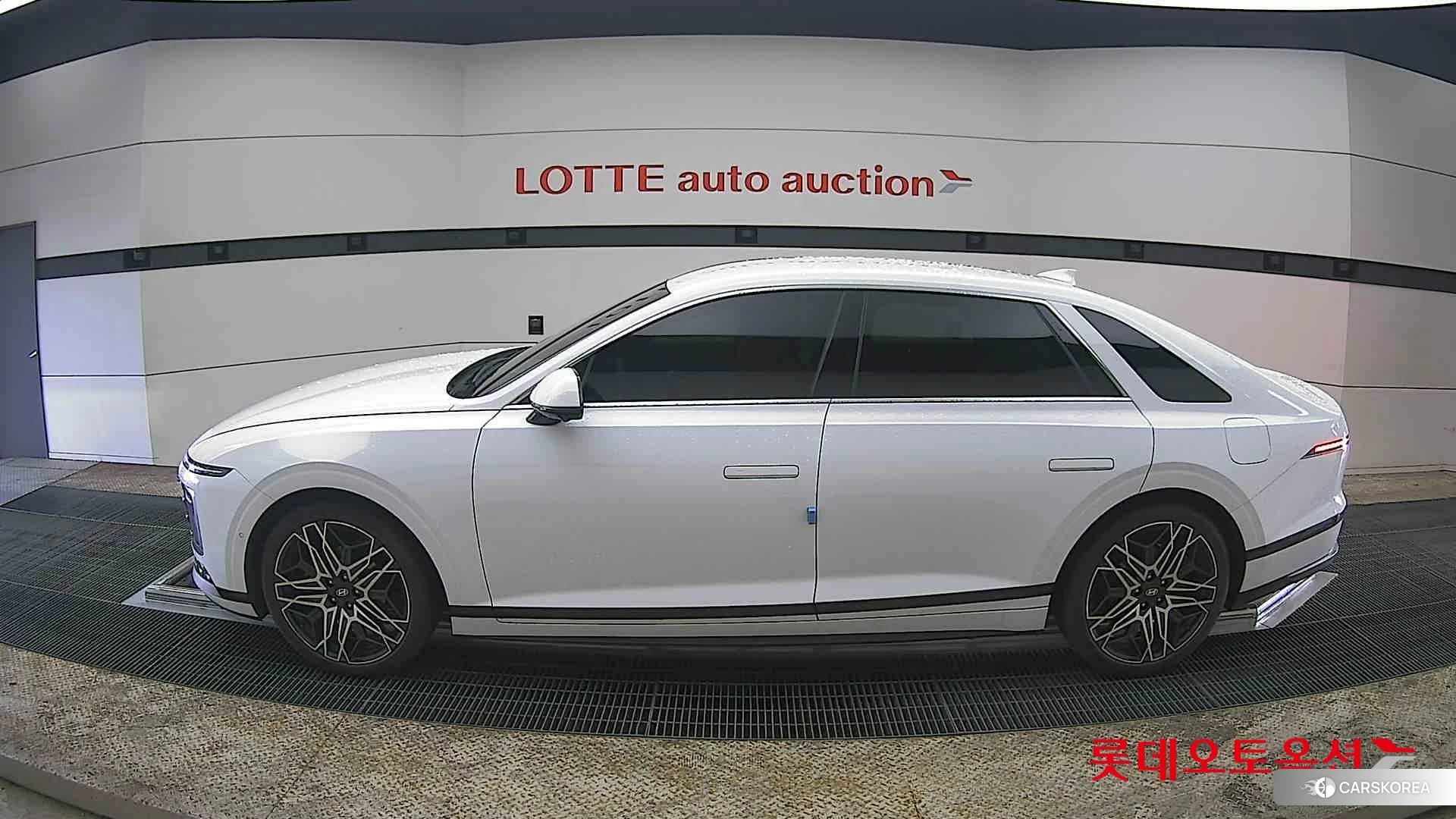 Hyundai Grandeur Hybrid id 3869374 из Кореи 34