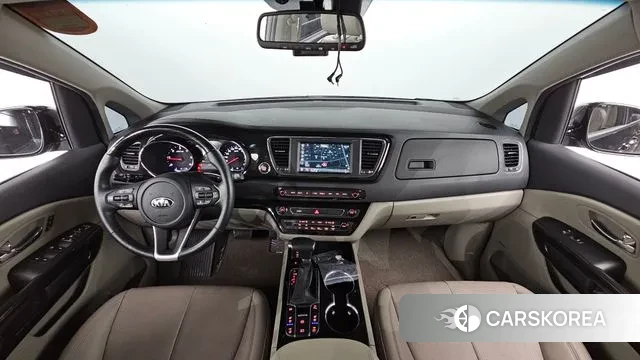 Kia The New Carnival id 2965788 из Кореи 17