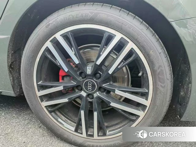 Audi A5L id 4239766 из Китая 7