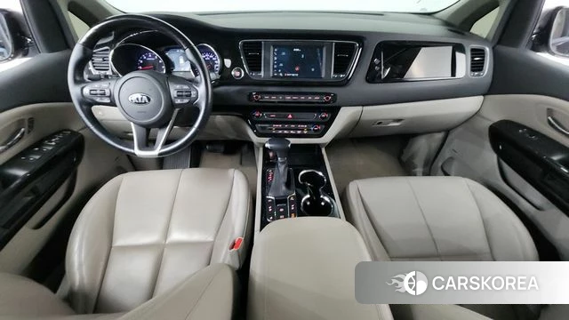 Kia The New Carnival id 4390456 из Кореи 17