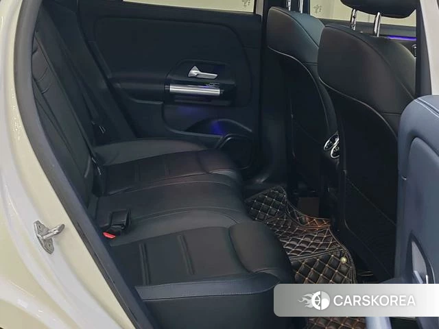 Mercedes-Benz GLA id 4365715 из Китая 16