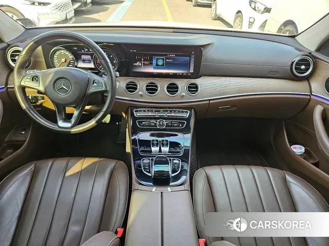 Mercedes-Benz E-Class W213 id 3709544 из Кореи 17