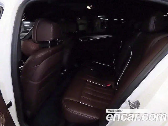 BMW 5 Series (G30) id 2881502 из Кореи 17