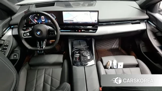 BMW 5 Series (G60) id 2889114 из Кореи 17