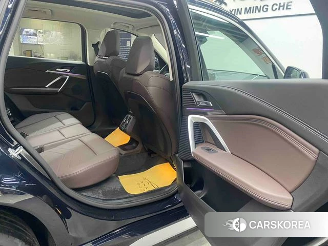 BMW X1 id 4301104 из Китая 18