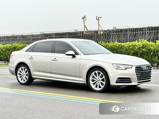 Audi A4L id 4254230 из Китая 16