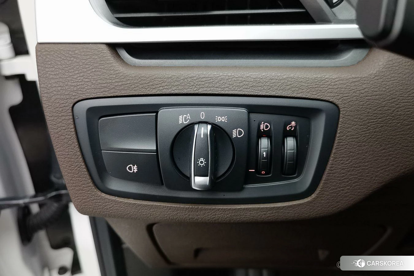 BMW X1 id 4513911 из Китая 21