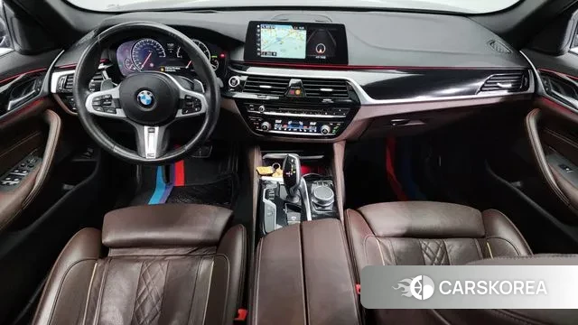 BMW 5 Series (G30) id 3460167 из Кореи 17