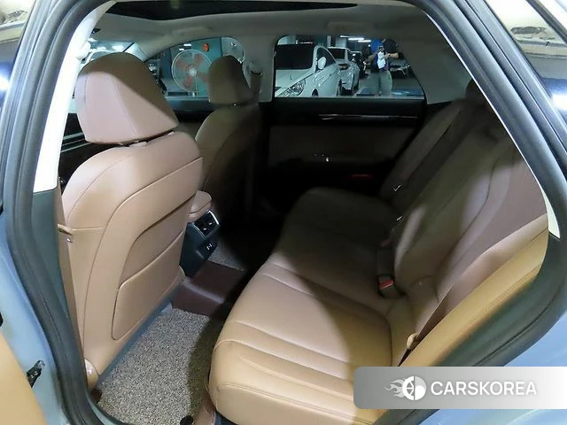 Hyundai Grandeur (GN7) id 4602798 из Кореи 17