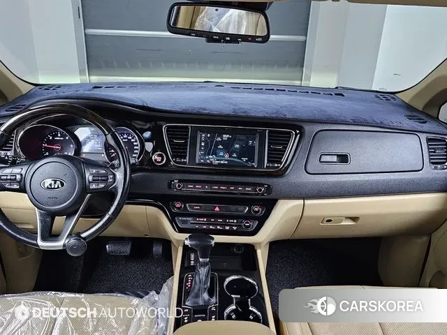 Kia The New Carnival id 3677314 из Кореи 17