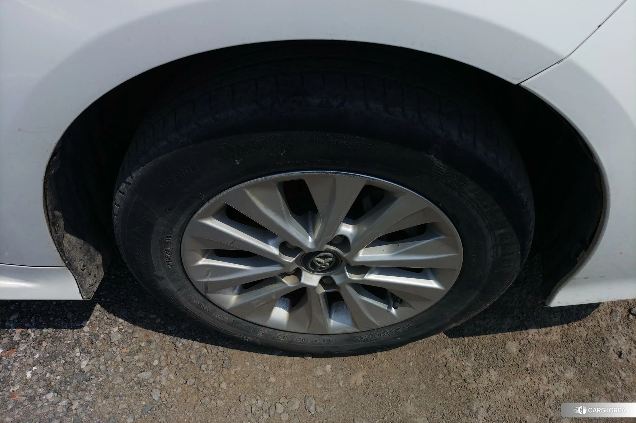 Toyota Corolla id 4513678 из Китая 14