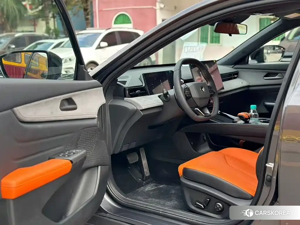 Chang'an UNI-V id 4649408 из Китая 7