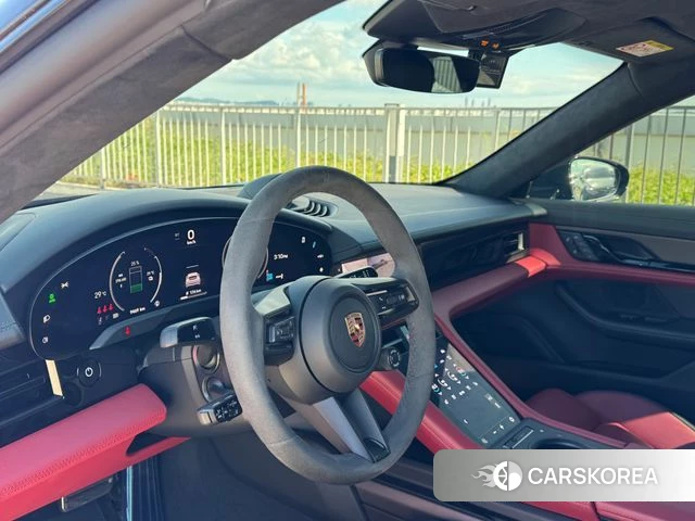 Porsche Taycan id 4862662 из Кореи 12