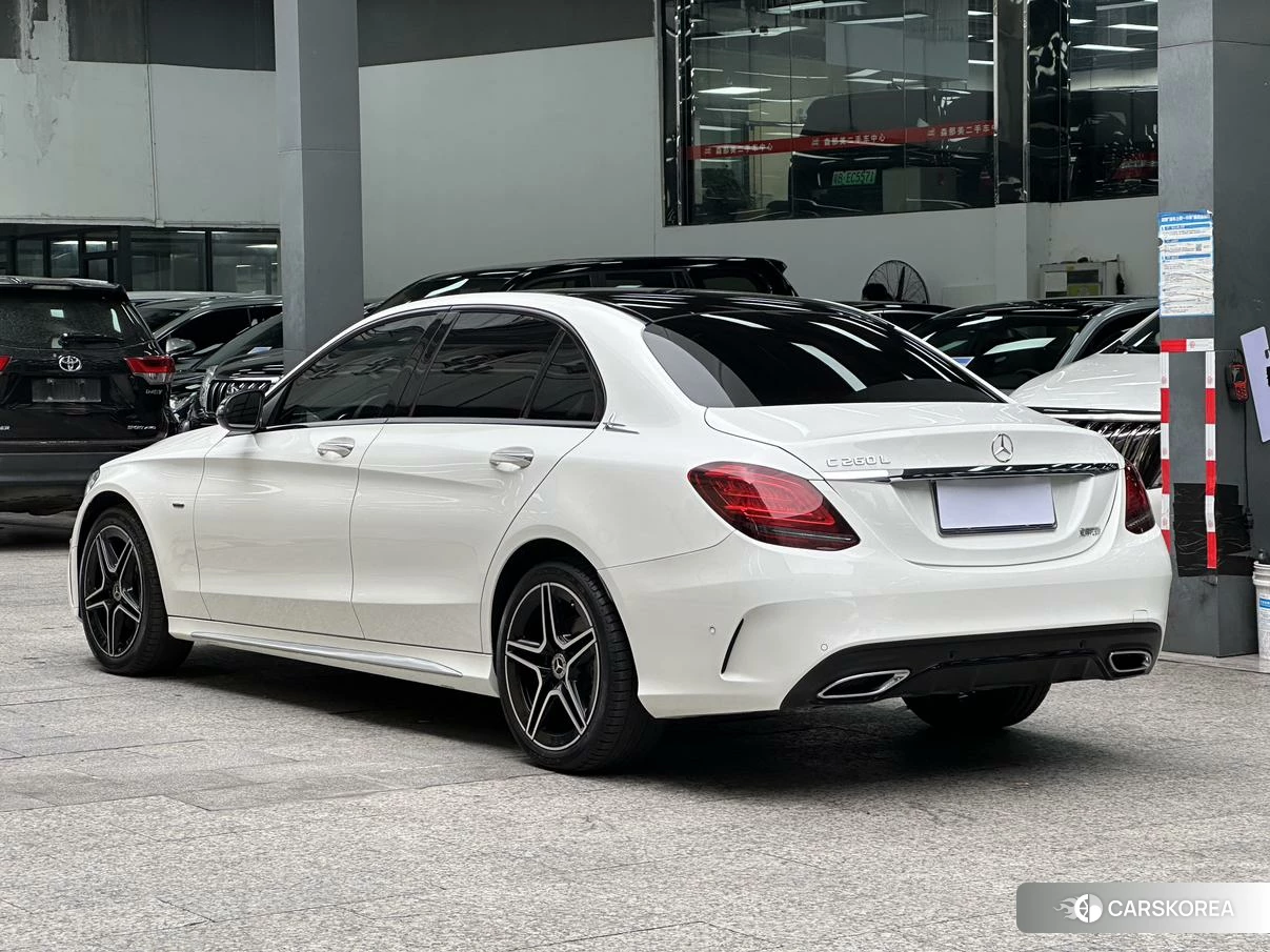 Mercedes-Benz Class C id 4473587 из Китая 16