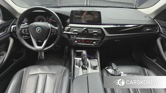 BMW 5 Series (G30) id 4417184 из Кореи 29
