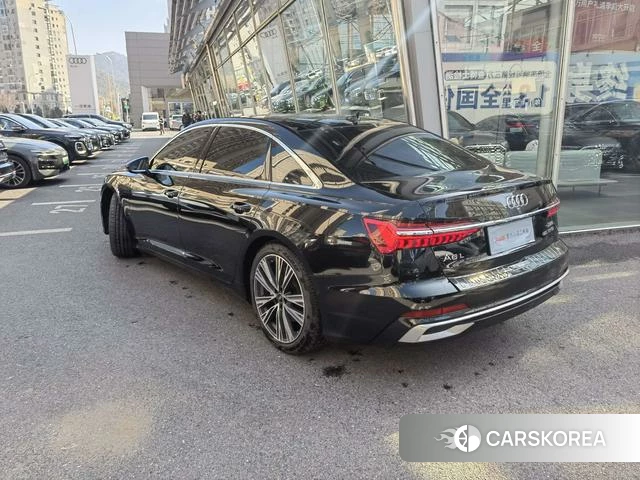 Audi A6L id 4306975 из Китая 7