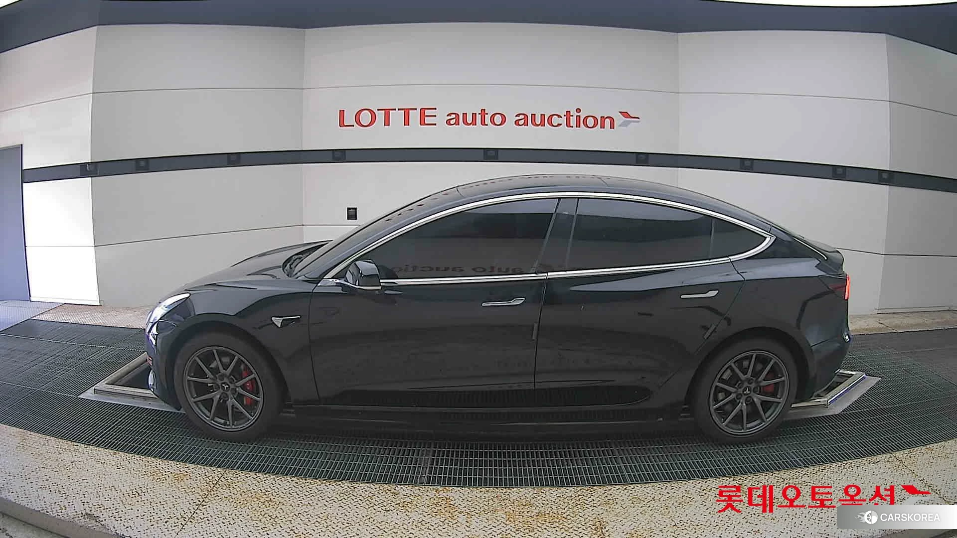 Tesla Model 3 Long Range id 4674244 из Кореи 34