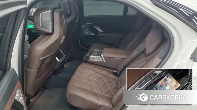 BMW 7 Series (G70) id 3507782 из Кореи 15