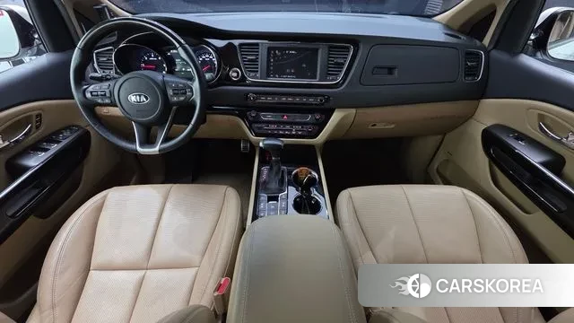 Kia The New Carnival id 3789804 из Кореи 17