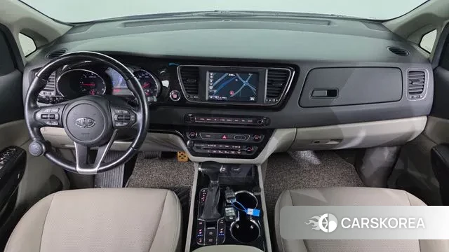 Kia The New Carnival id 3530682 из Кореи 17