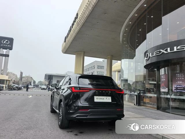 Lexus NX id 4209646 из Китая 14