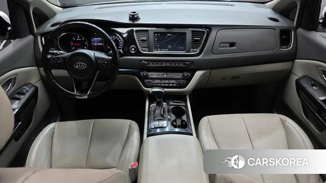 Kia All New Carnival id 4295107 из Кореи 17