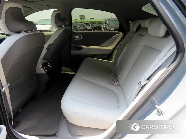 Hyundai Ionic 6 id 4505915 из Кореи 17