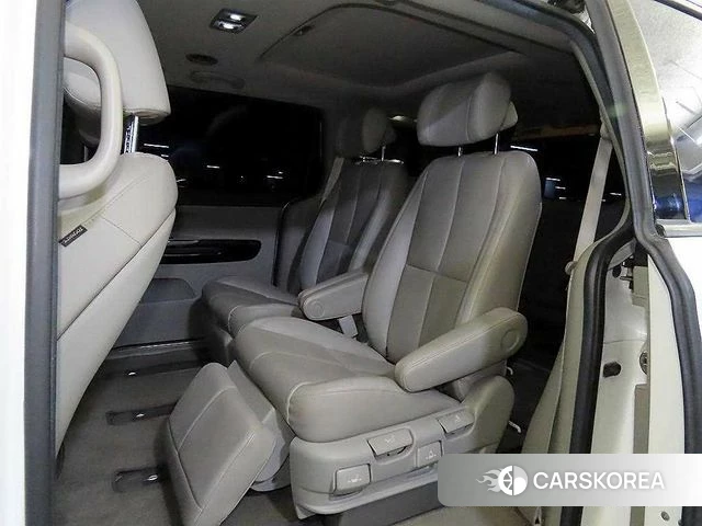 Kia The New Carnival id 4020211 из Кореи 17