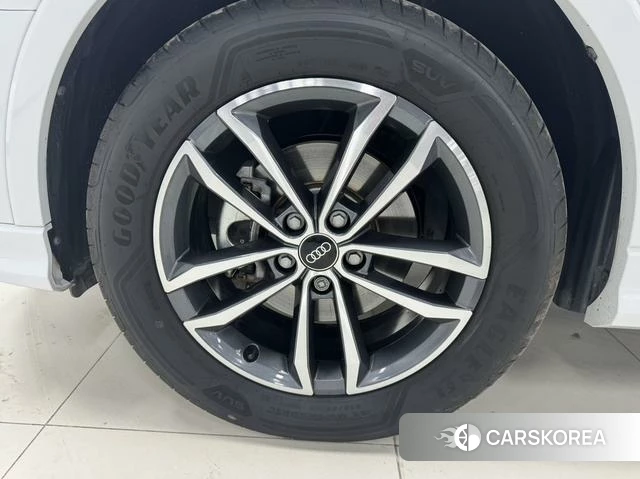 Audi Q3 id 4258487 из Китая 20