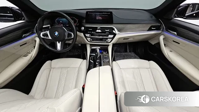 BMW 5 Series (G30) id 3033435 из Кореи 17