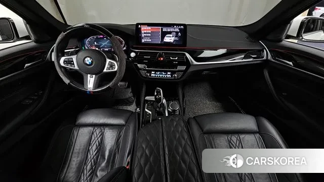 BMW 5 Series (G30) id 3596682 из Кореи 17