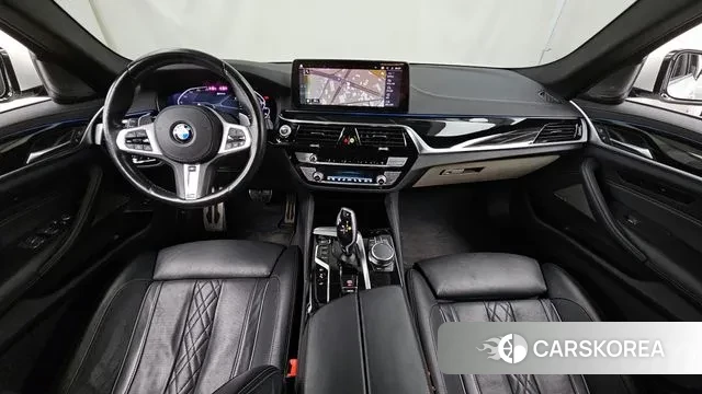 BMW 5 Series (G30) id 3712939 из Кореи 17