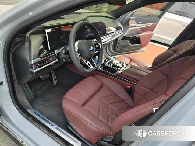 BMW 7 Series (G70) id 3876478 из Кореи 7