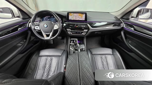 BMW 5 Series (G30) id 4581167 из Кореи 33