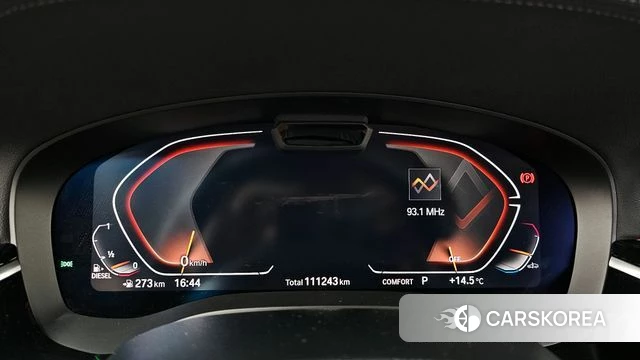 BMW 5 Series (G30) id 3866142 из Кореи 17