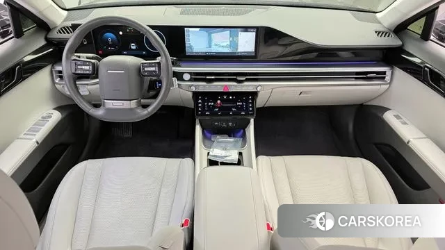 Hyundai Grandeur (GN7) id 3654516 из Кореи 17