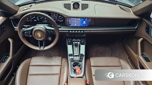 Porsche 911(992) id 3491803 из Кореи 17