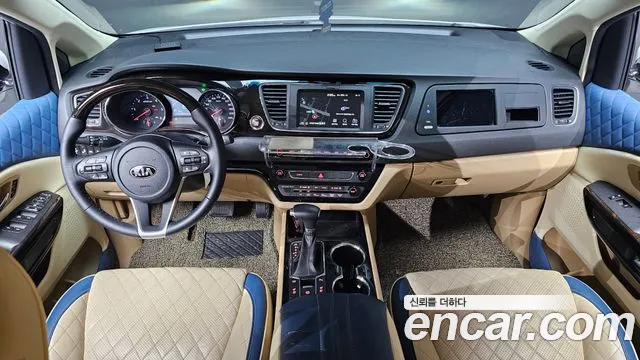 Kia The New Carnival id 2763190 из Кореи 17