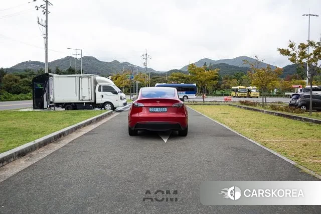 Tesla Model Y id 3288197 из Кореи 8