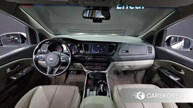 Kia The New Carnival id 3587841 из Кореи 17