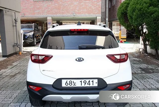 Kia Stonic id 3748473 из Кореи 17