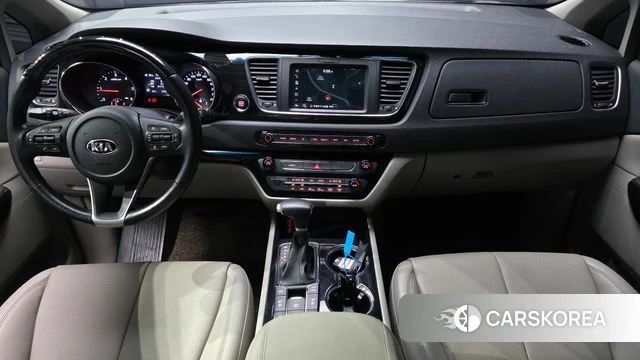Kia The New Carnival id 4363180 из Кореи 33