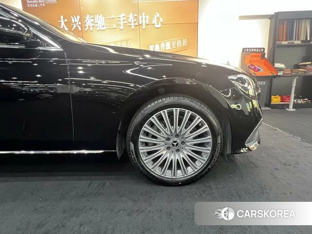 Mercedes-Benz E-class id 4265618 из Китая 13